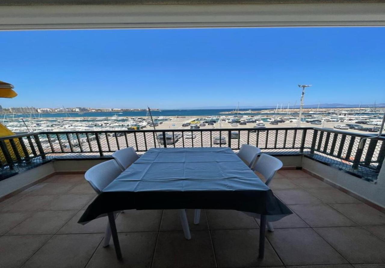 Piso Delante De Mar Lägenhet L' Escala Exteriör bild